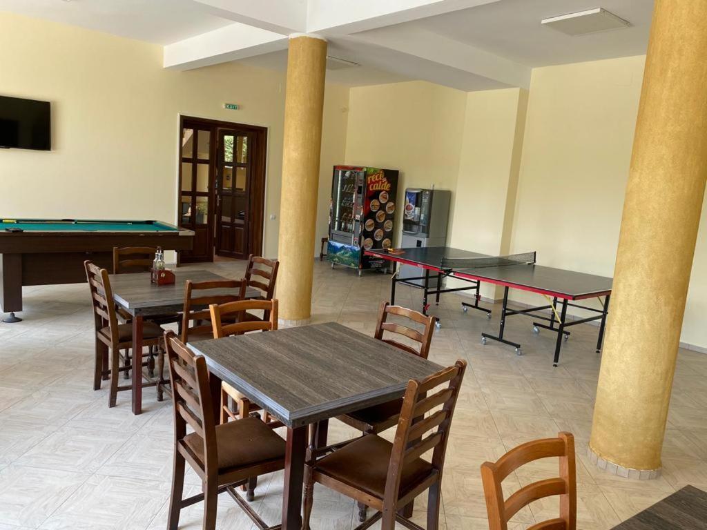 Pensiunea Casa Soarelui Simian Екстериор снимка