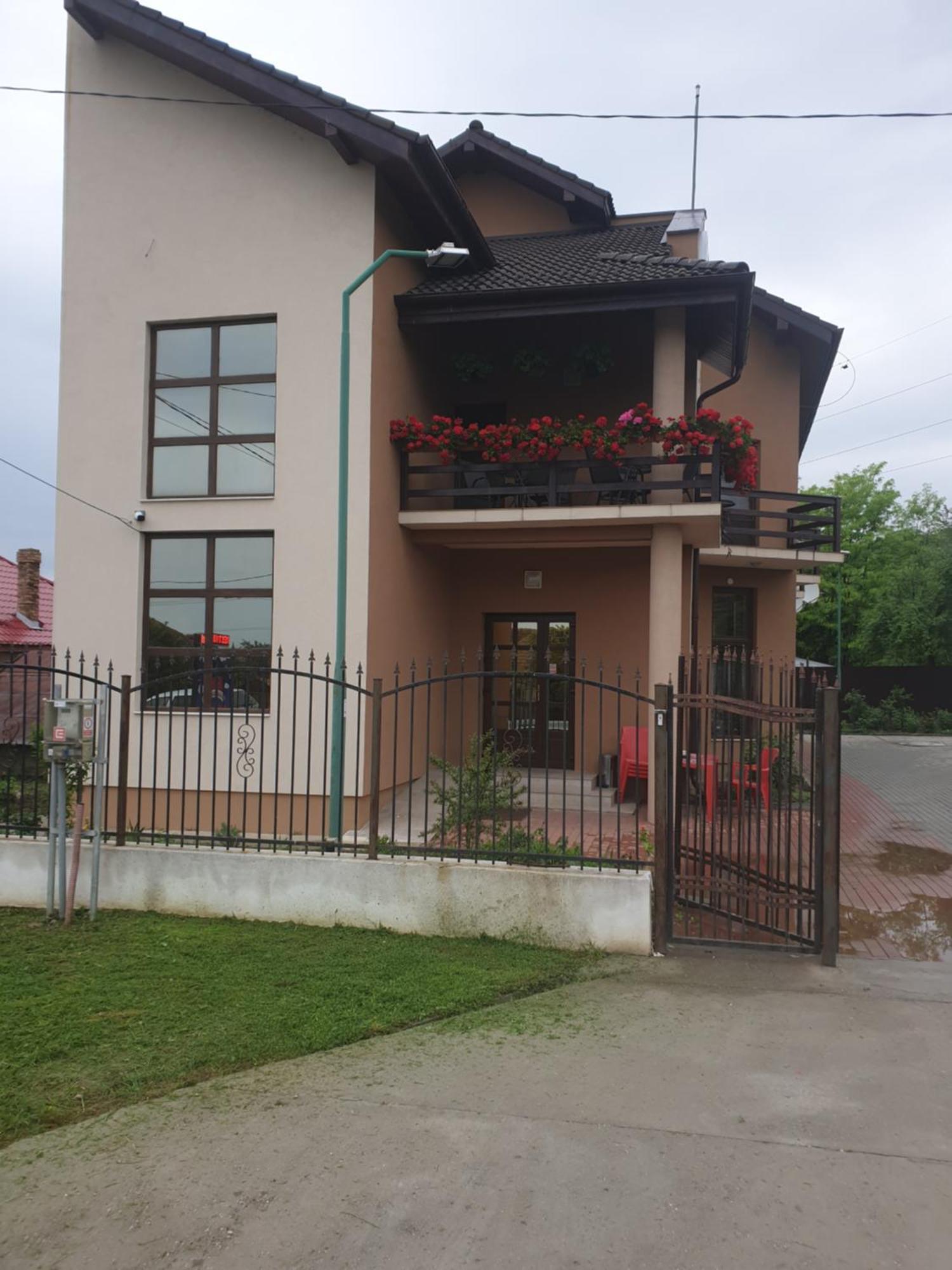 Pensiunea Casa Soarelui Simian Екстериор снимка